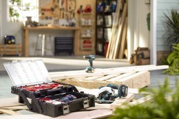 KETER 22 resin cantilever tool box52